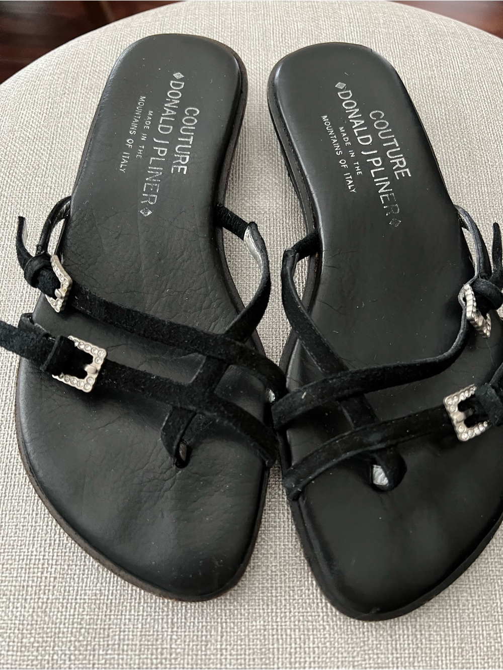 Couture Donald J. Pliner Black Suede Strappy Buckle Sandals made in Italy